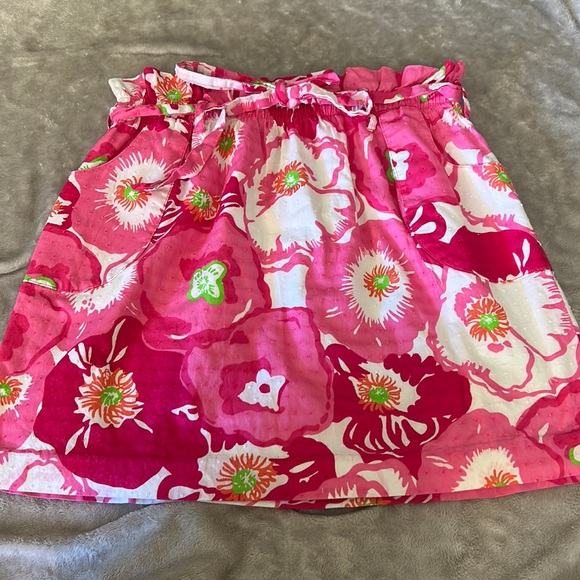 Lilly Pulitzer Dresses & Skirts - Lilly Pulitzer avery hotty pink cherry begonias miniskirt